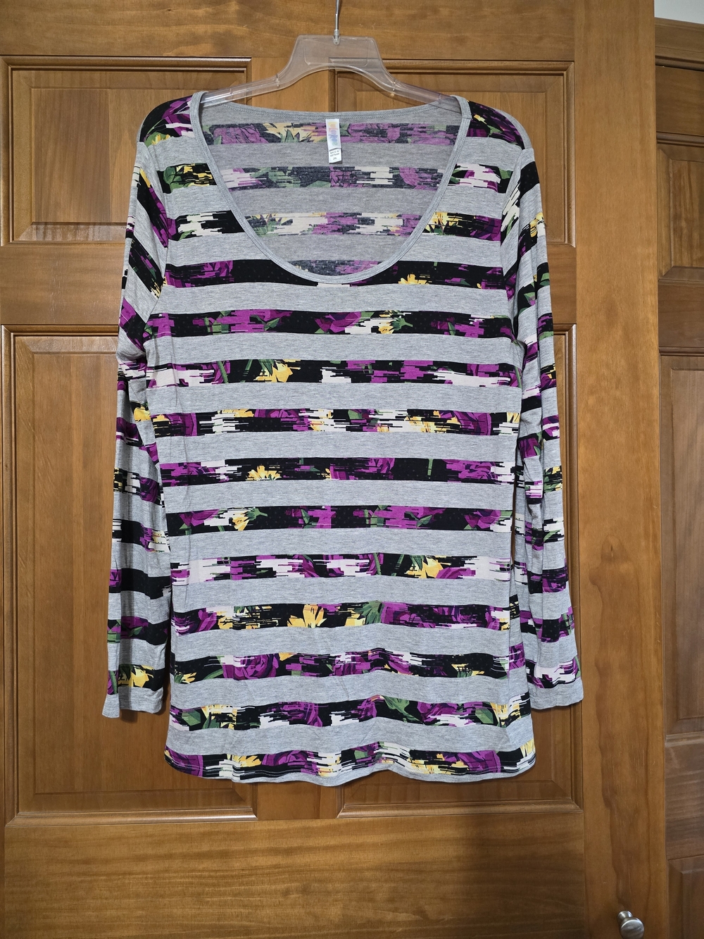 LuLaRoe Women's Gray Striped Floral Long-Sleeve Scoop Neck Top